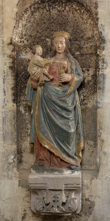 Attribué à Jean Crocq, Vierge à l’enfant, Début du XVIe siècle, Calcaire polychromé