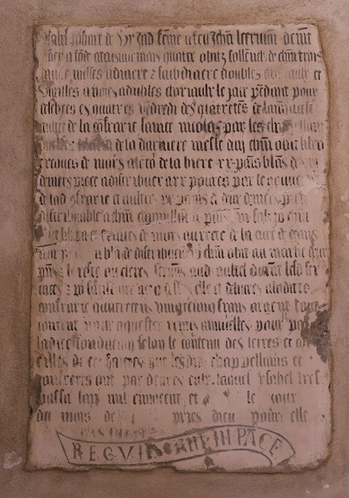 Lorraine, Inscription rappelant les fondations religieuses faites par Ysabel Johart de Urjad, femme de Jean Lecrivain, XVIe siècle, Calcaire